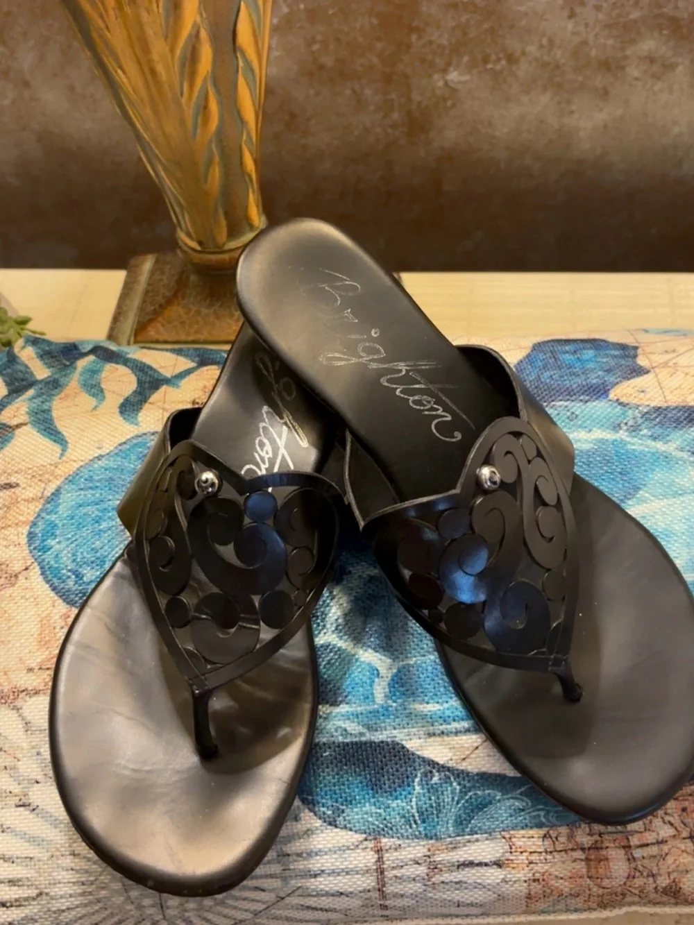 Like New ~ Adorable Brighton Black Heart Sandals ~ Size 8